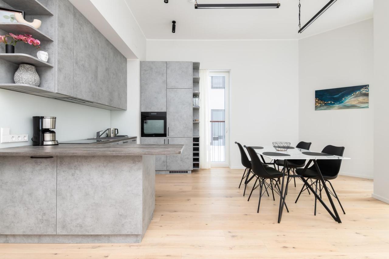 Dashaus 2 Bedroom Apartment Tallin Exterior foto